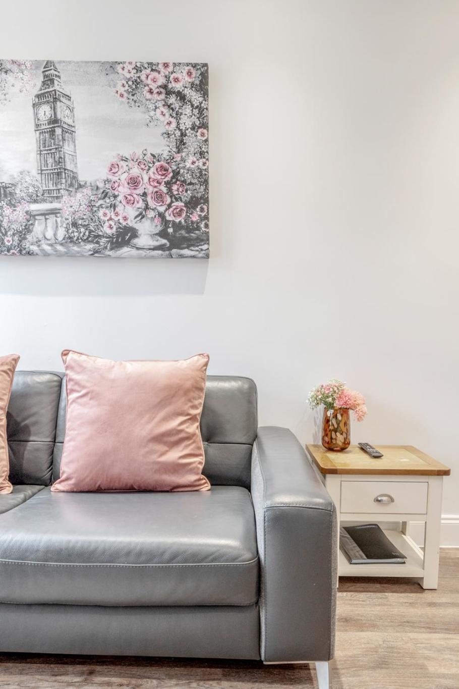 Bright & Modern 2-Bed Notting Hill Apartment London Bagian luar foto