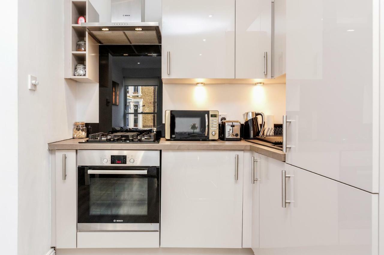 Bright & Modern 2-Bed Notting Hill Apartment London Bagian luar foto