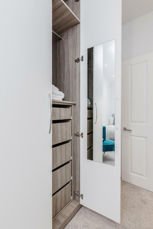 Bright & Modern 2-Bed Notting Hill Apartment London Bagian luar foto