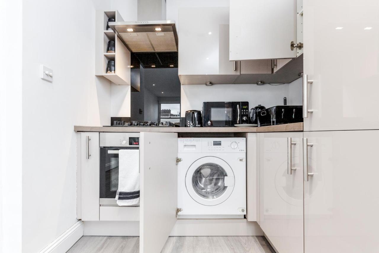 Bright & Modern 2-Bed Notting Hill Apartment London Bagian luar foto