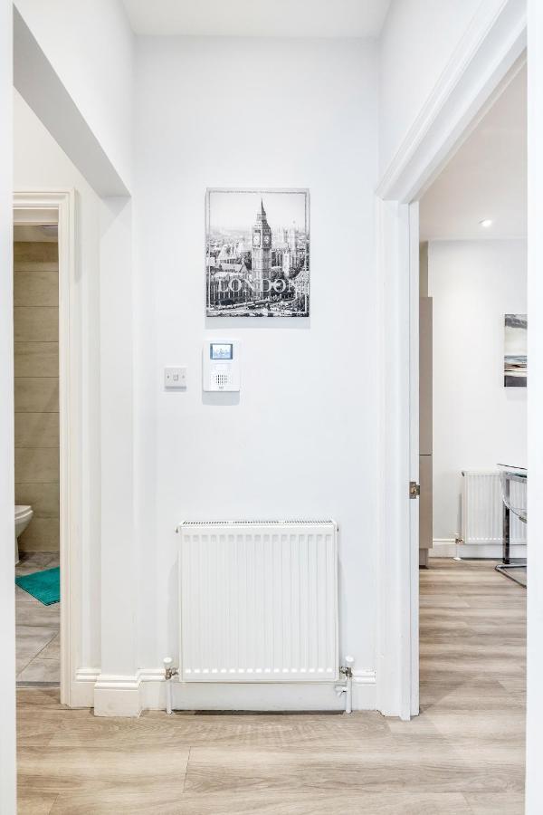 Bright & Modern 2-Bed Notting Hill Apartment London Bagian luar foto