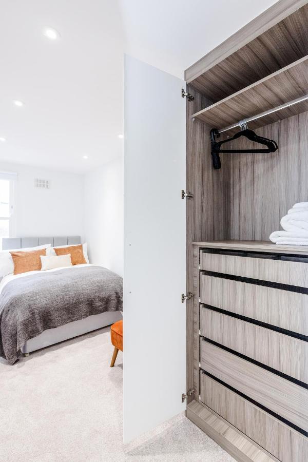 Bright & Modern 2-Bed Notting Hill Apartment London Bagian luar foto